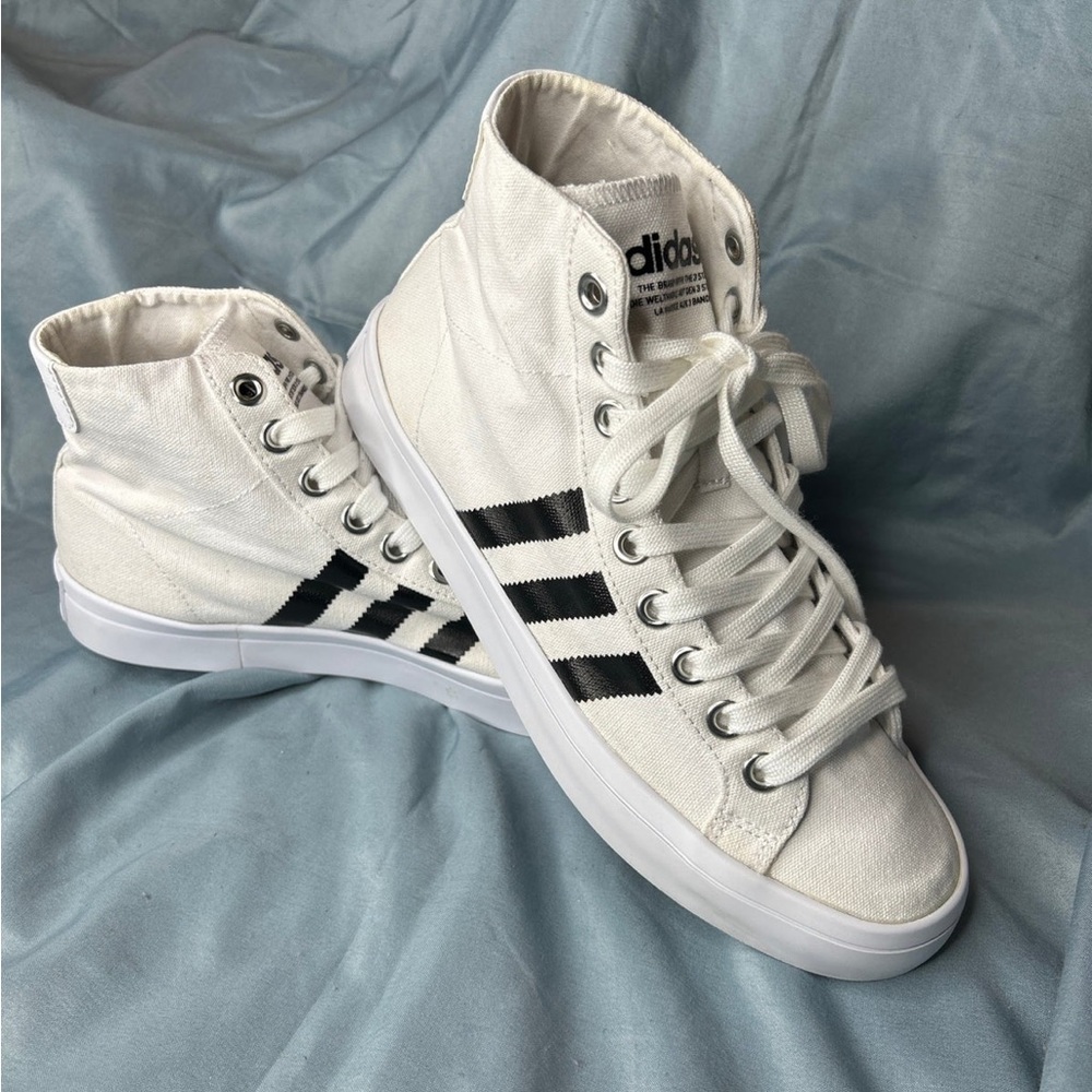 Rare Adidas Originals Men's Court Vantage Black White Shoes Size 8